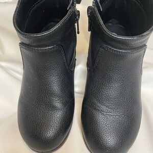 Cat & Jack Kids Black Ankle Boots